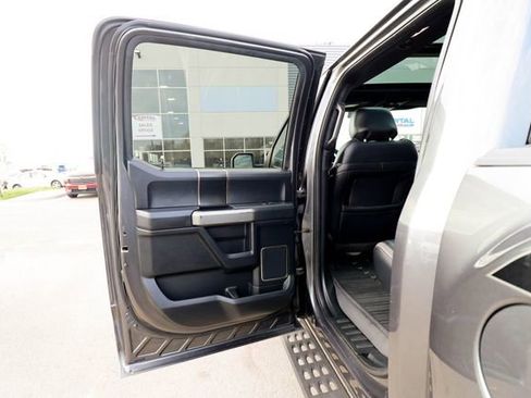 Used 2017 Ford F150 Raptor w/ Equipment Group 802A Luxury image 39