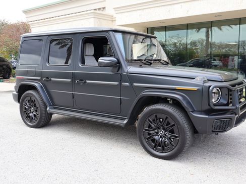 Used 2025 Mercedes-Benz G 550 image 3