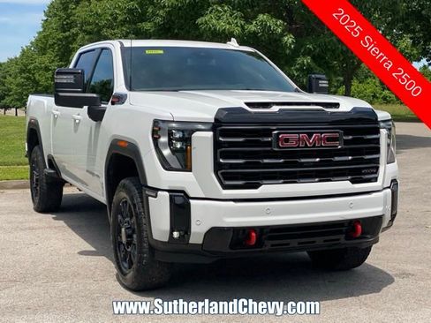Used 2025 GMC Sierra 2500 AT4 AWD/4WD image 1