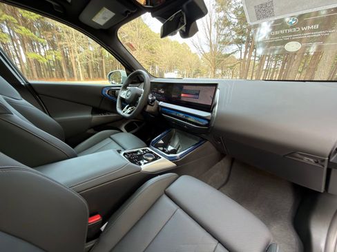 Certified 2025 BMW X3 xDrive30i w/ M Sport Package image 20