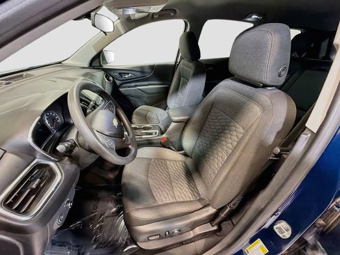 Used 2019 Chevrolet Equinox LT FWD image 17