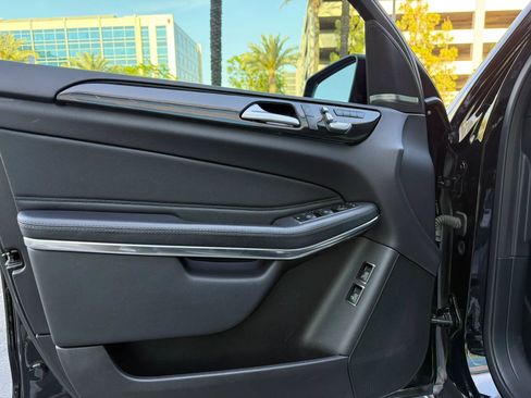 Used 2019 Mercedes-Benz GLS 550 4MATIC image 14