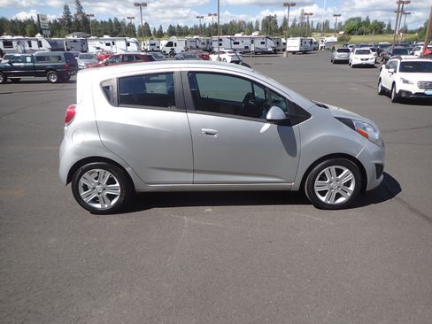 Used 2015 Chevrolet Spark LT image 6