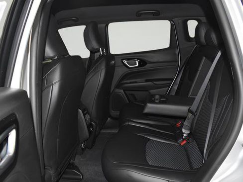 New 2026 Jeep Compass Latitude AWD/4WD image 25