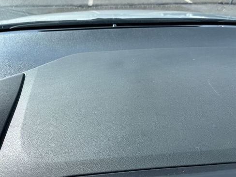 Used 2025 Toyota Corolla LE image 17