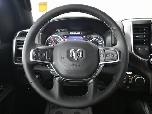 New 2026 RAM 1500 4x4 Crew Cab image 34