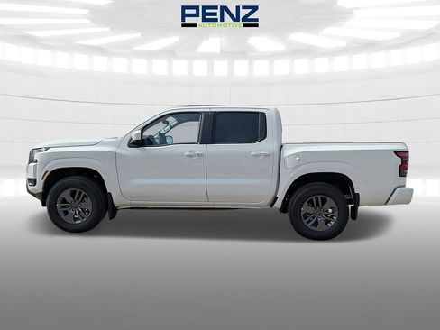 New 2026 Nissan Frontier 4x4 Crew Cab image 3