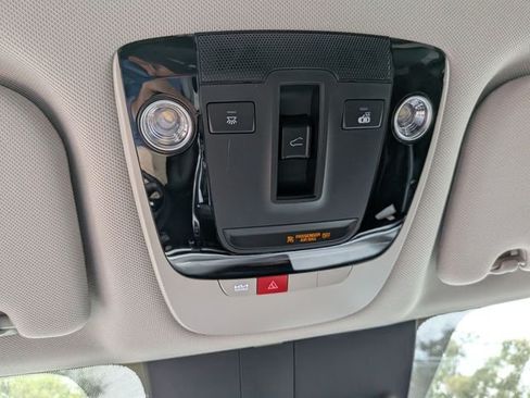 New 2026 Kia Sorento S FWD image 24