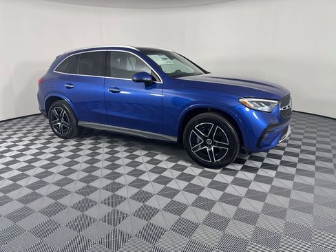New 2026 Mercedes-Benz GLC 300 4MATIC image 9