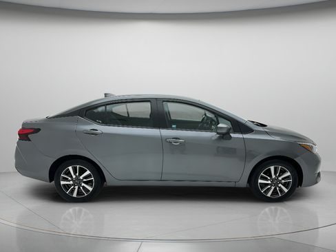 Used 2025 Nissan Versa SV FWD image 6