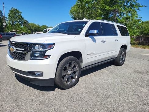 Used 2019 Chevrolet Suburban Premier image 4