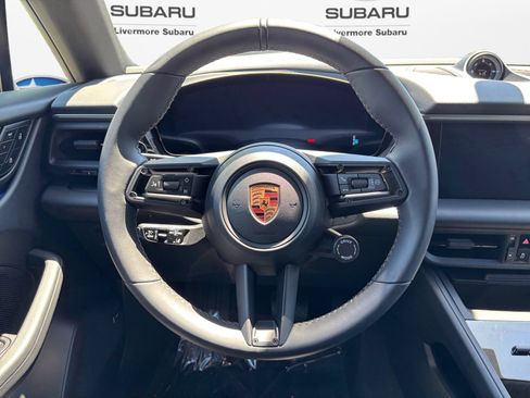 Used 2025 Porsche Macan 4 Electric AWD/4WD image 13