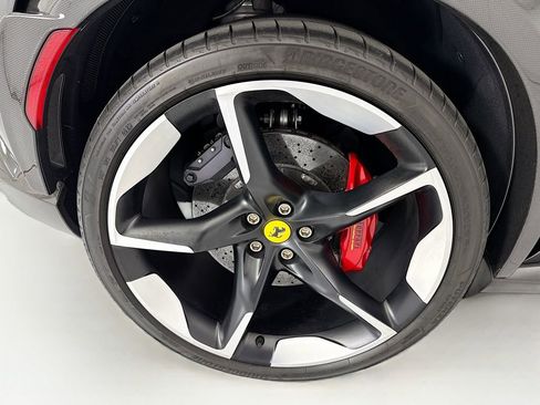 Used 2023 Ferrari Purosangue AWD/4WD image 32