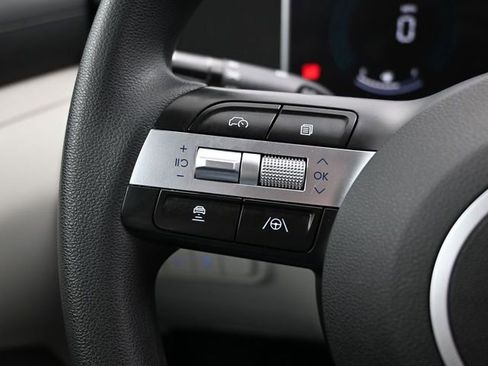 Used 2025 Hyundai Tucson SEL AWD/4WD image 27