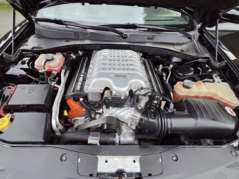 Used 2016 Dodge Charger SRT Hellcat w/ Harman/Kardon Audio Group RWD image 13