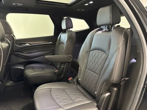 Used 2024 Buick Enclave Avenir w/ Avenir Technology Package AWD/4WD image 12