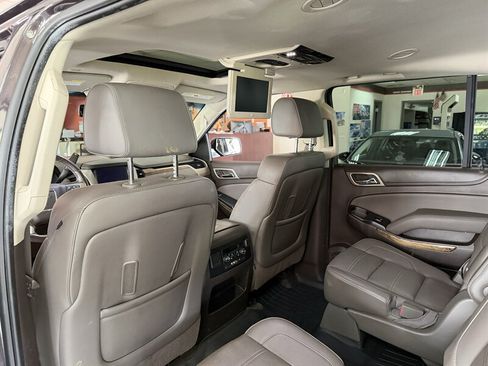 Used 2016 GMC Yukon XL Denali w/ Open Road Package AWD/4WD image 25