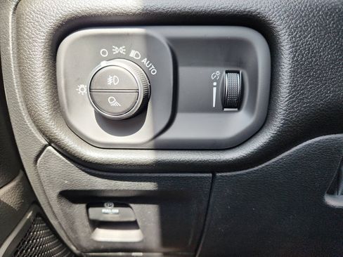 New 2026 RAM 1500 Express RWD image 18