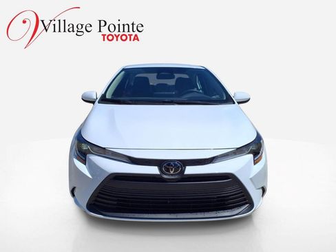 Used 2026 Toyota Corolla LE FWD image 8