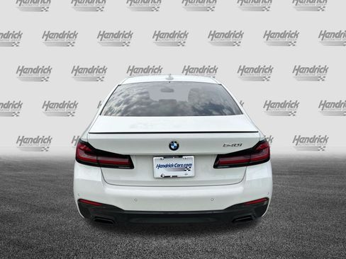 Used 2023 BMW 540i w/ M Sport Package RWD image 9