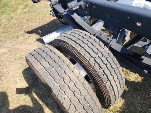 New 2026 RAM 5500 4x4 Crew Cab image 32