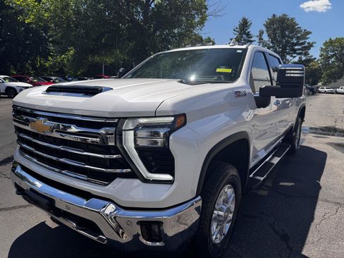 Certified 2024 Chevrolet Silverado 2500 LTZ w/ LTZ Plus Package AWD/4WD image 3