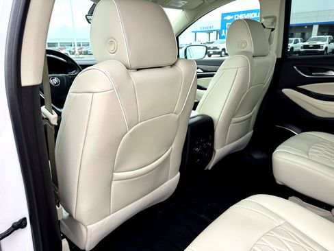 Used 2024 Buick Enclave Avenir w/ Avenir Technology Package image 22