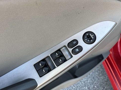 Used 2016 Hyundai Accent SE w/ Option Group 02 FWD image 19