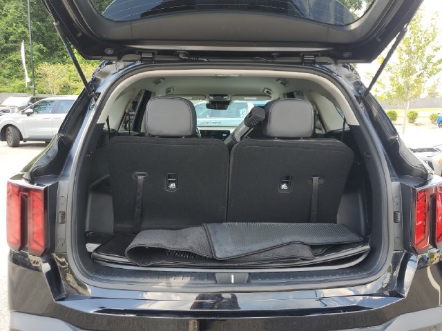 Certified 2025 Kia Sorento S AWD/4WD image 15