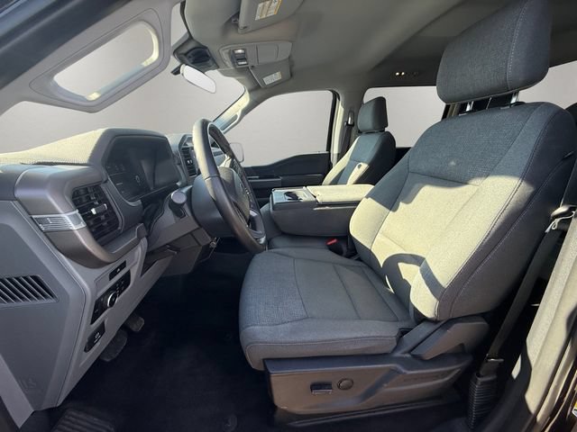 Used 2025 Ford F150 XLT w/ Equipment Group 301A Standard AWD/4WD image 9