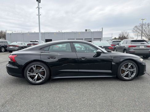 Used 2023 Audi e-tron GT Premium Plus image 8