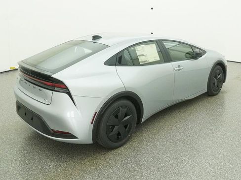 New 2026 Toyota Prius LE image 43