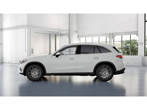 New 2026 Mercedes-Benz GLC 300 4MATIC image 34