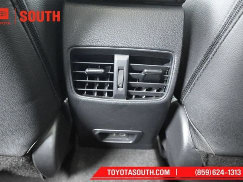 Used 2026 Toyota Corolla Cross XLE AWD/4WD image 26