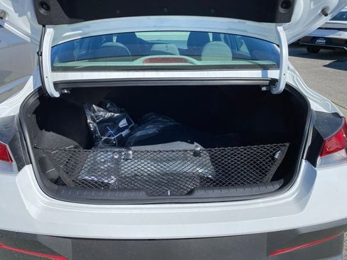 New 2026 Hyundai Elantra Sport FWD image 32