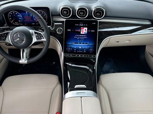 Used 2026 Mercedes-Benz C 300 Sedan image 16