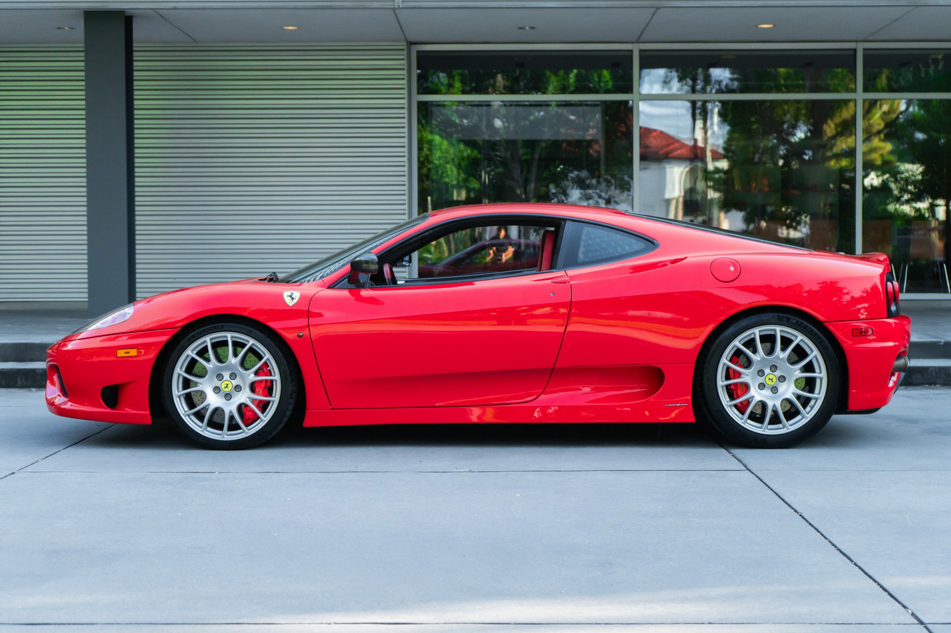 Used 2004 Ferrari 360 Challenge Stradale RWD image 3