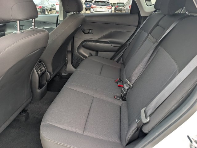 Used 2025 Hyundai Kona SEL FWD image 26