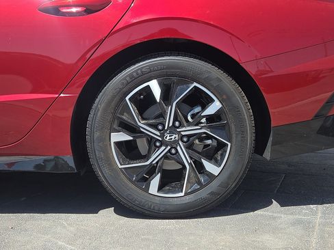 Used 2025 Hyundai Sonata SEL FWD image 5