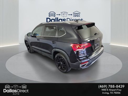 Used 2022 Volkswagen Taos SE image 9