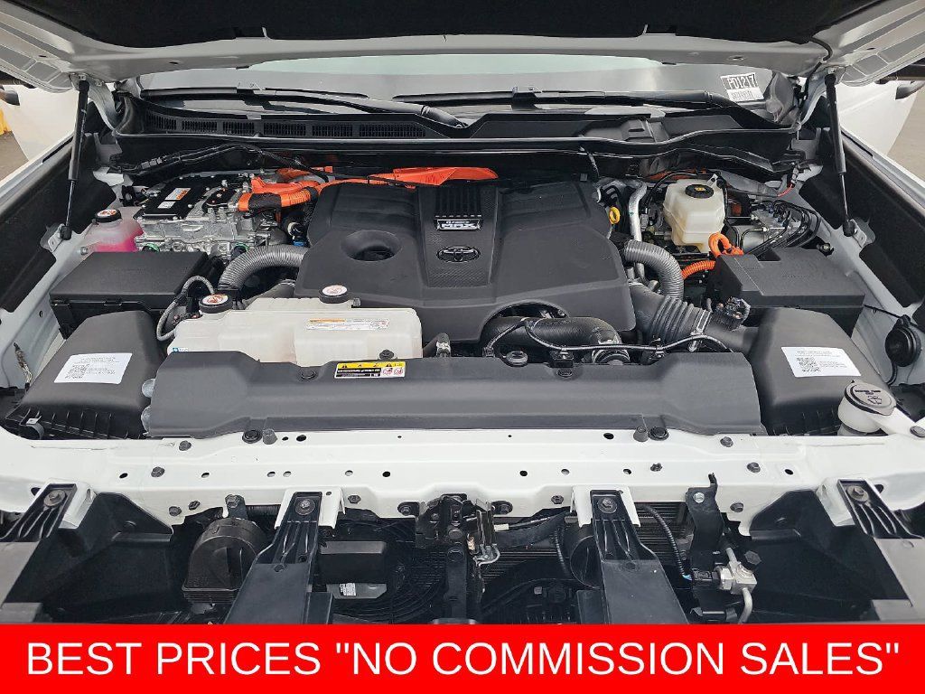 Used 2025 Toyota Tundra TRD Pro AWD/4WD image 30