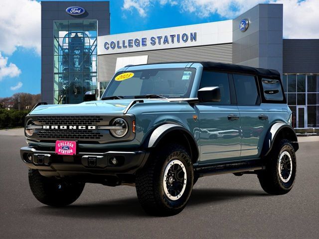Used 2023 Ford Bronco Badlands w/ Sasquatch Package AWD/4WD image 2