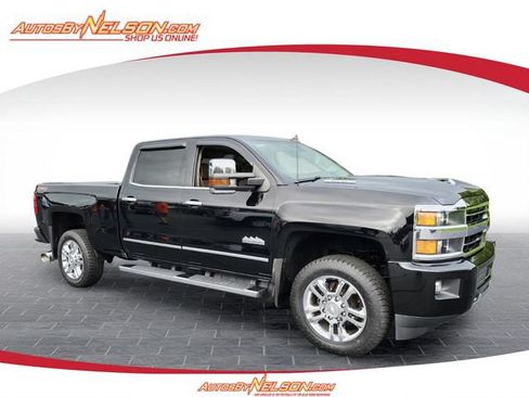 Used 2019 Chevrolet Silverado 2500 High Country w/ Duramax Plus Package AWD/4WD image 1