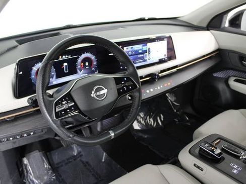 Certified 2023 Nissan Ariya FWD image 18