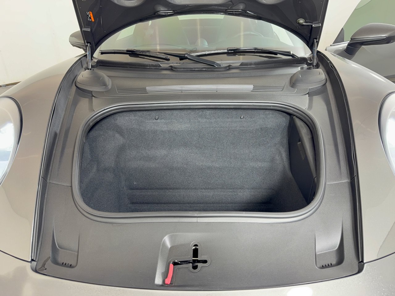 Certified 2020 Porsche 911 Carrera S RWD image 31