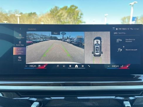 Used 2025 BMW X7 xDrive40i image 19