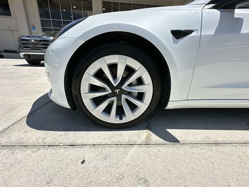 Used 2023 Tesla Model 3 Standard Range RWD image 18