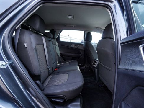 Used 2024 Kia Sportage LX image 41