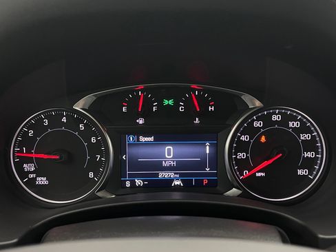 Used 2024 GMC Terrain SLE FWD image 18