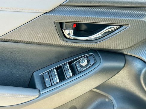 Certified 2025 Subaru Crosstrek 2.5i Limited w/ Crosstrek Mirror Package image 25